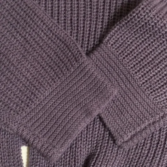 Size XXL  Lavender soft knit sweater - Picture 7 of 8